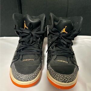 Jordan Sneakers in Black and Orange